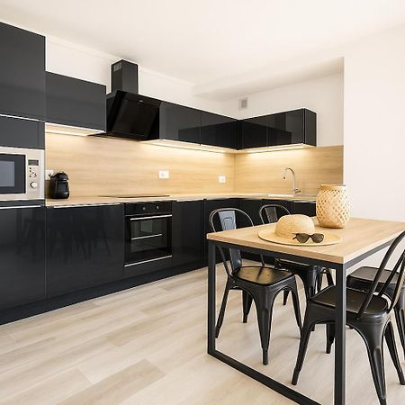 COSY Appartement confort de 50m2 à 150m de la Mer et du Centre ville, parking gratuit Canet-en-Roussillon Esterno foto