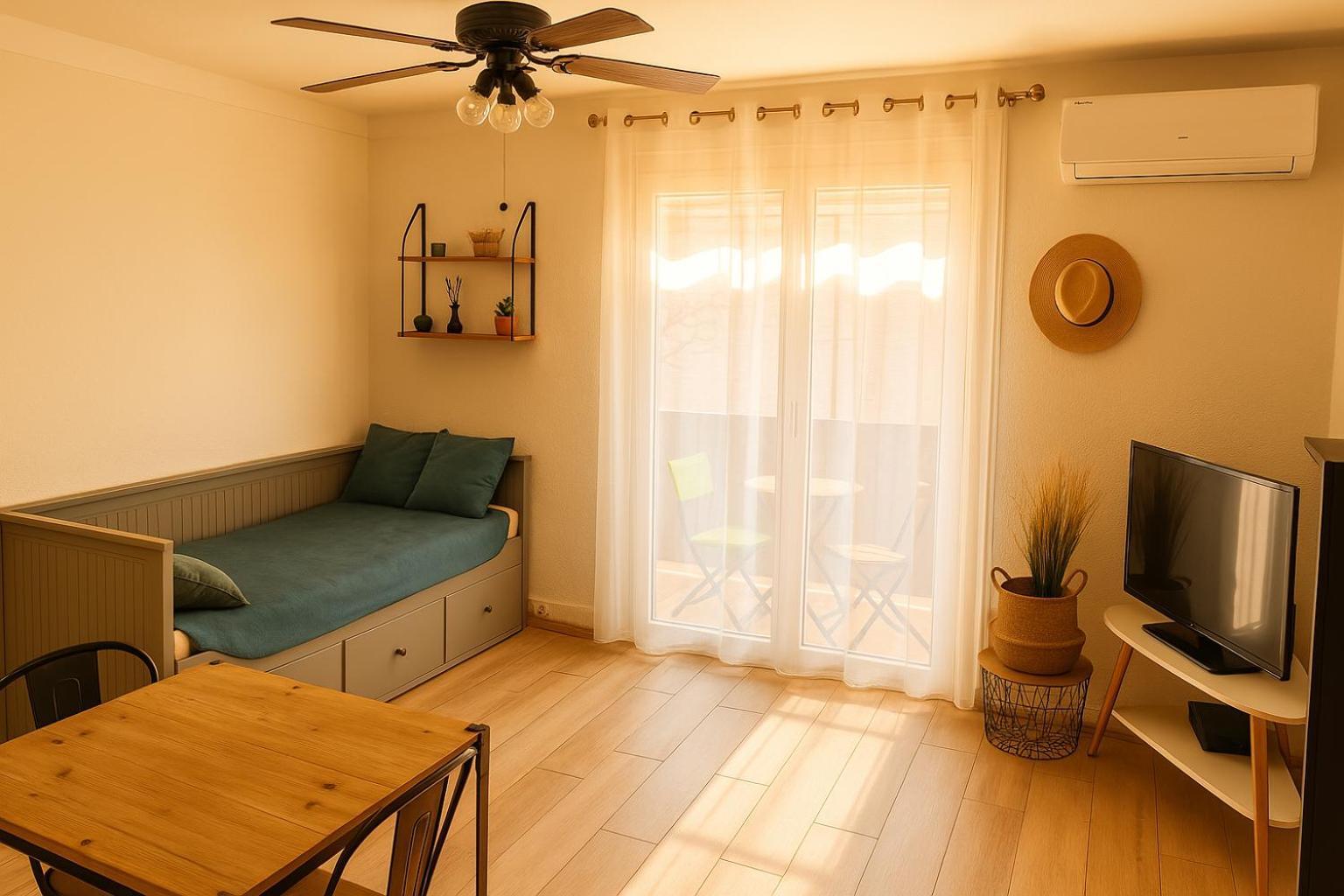 COSY Appartement confort de 50m2 à 150m de la Mer et du Centre ville, parking gratuit Canet-en-Roussillon Esterno foto